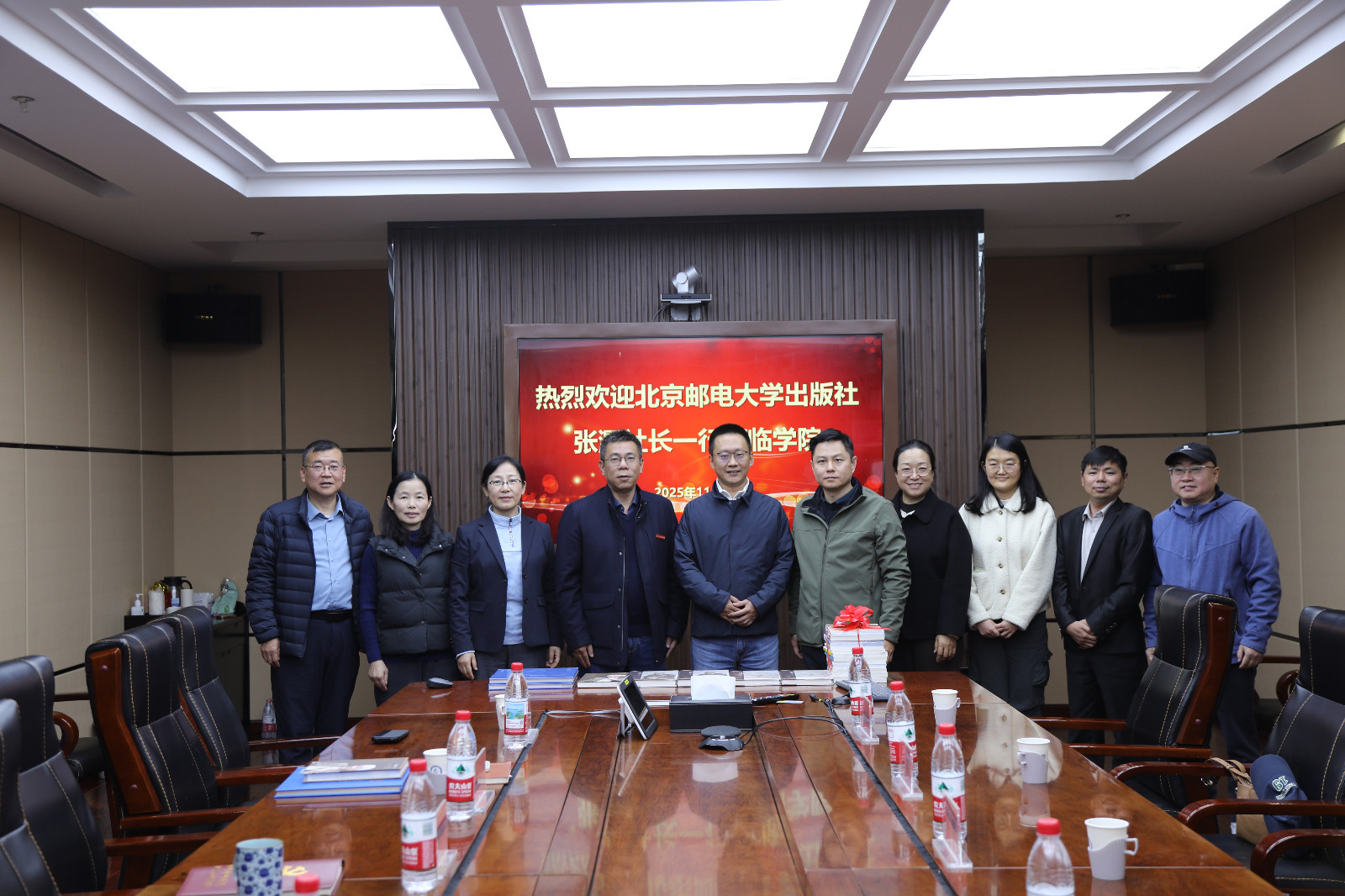 B53A9284.JPG B53A9284.JPG